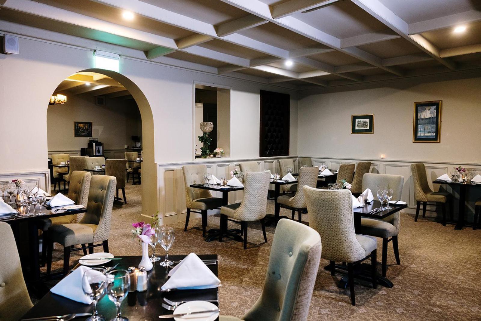 Aherlow House Hotel & Lodges Extérieur photo