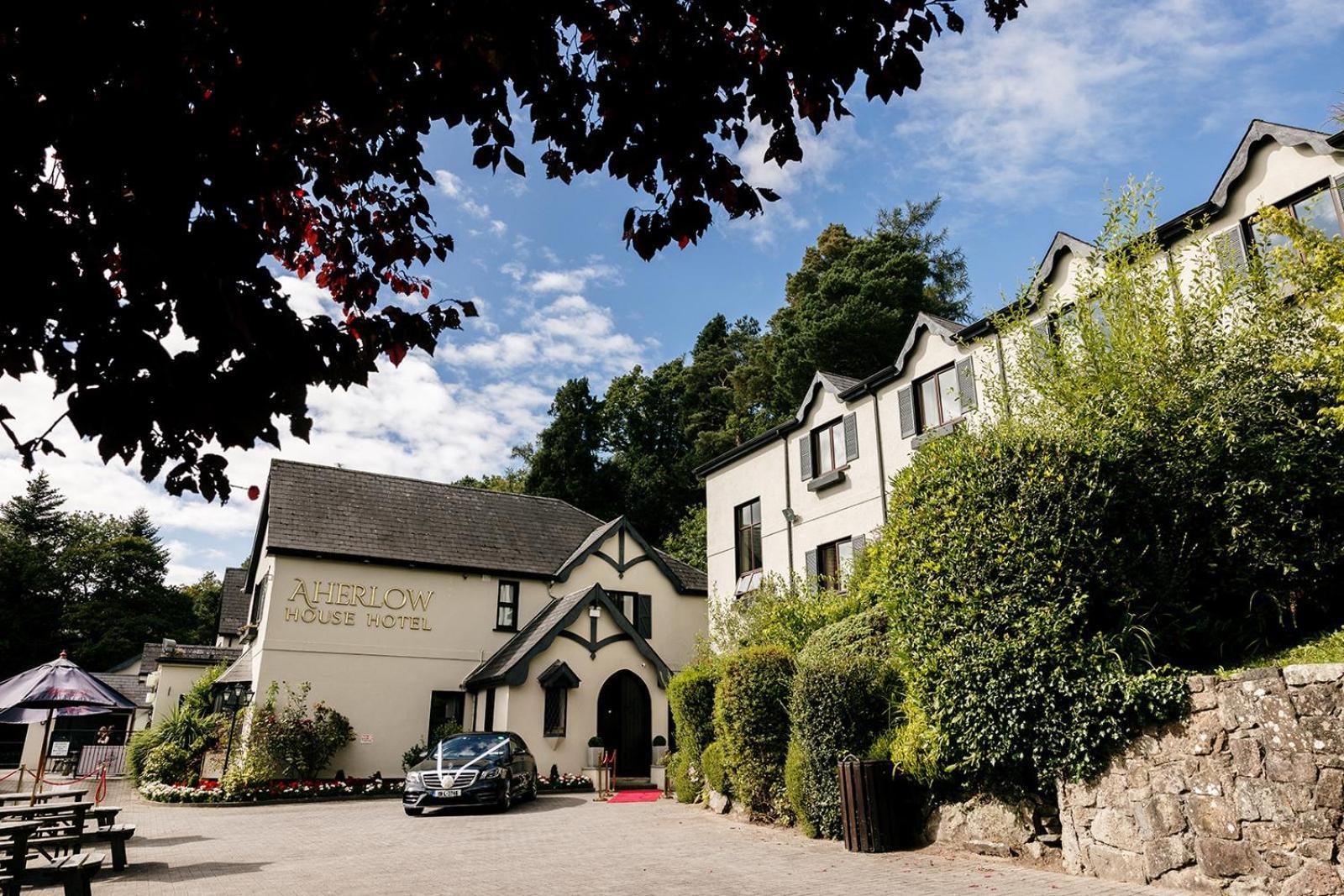 Aherlow House Hotel & Lodges Extérieur photo
