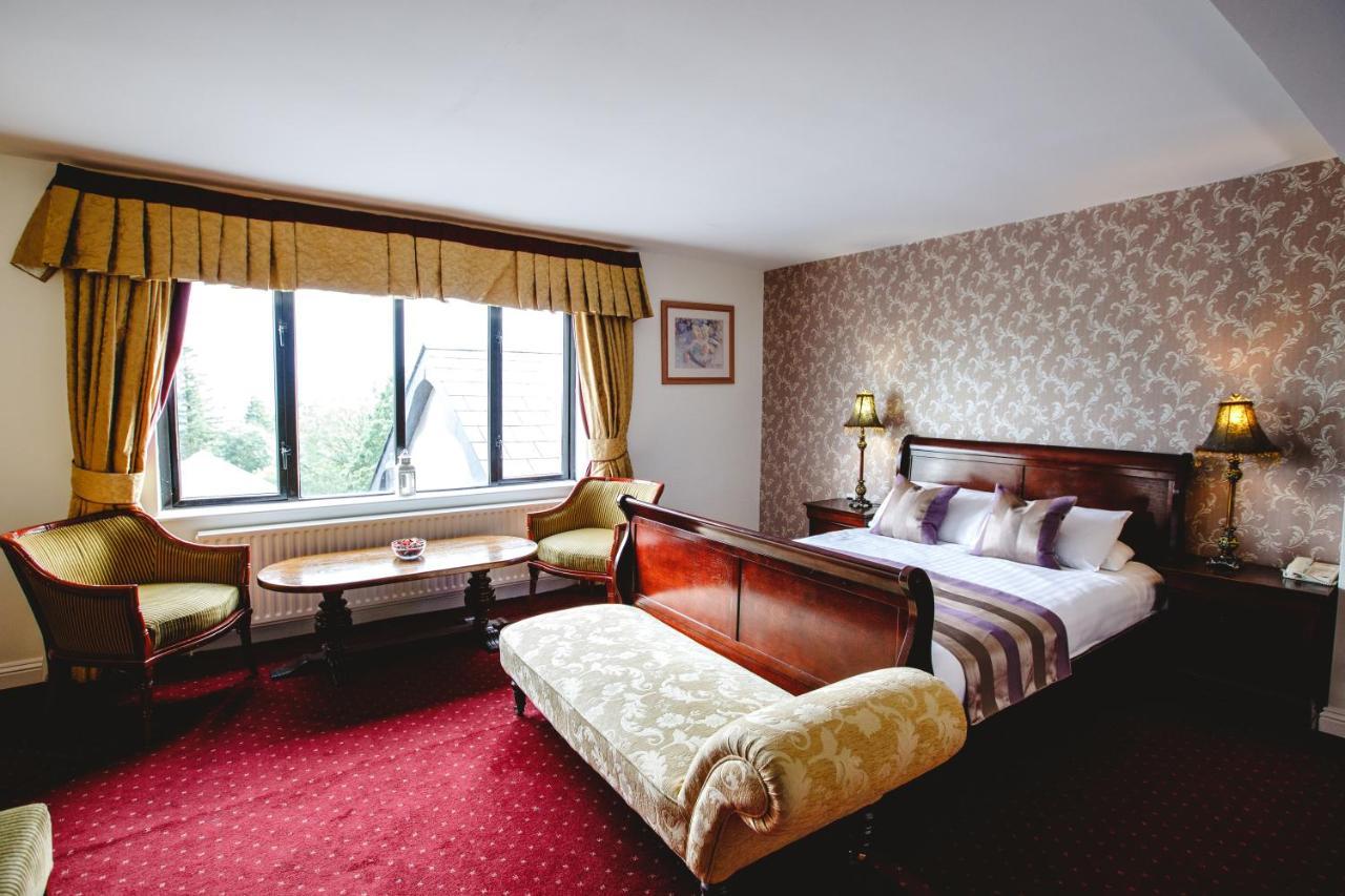 Aherlow House Hotel & Lodges Extérieur photo