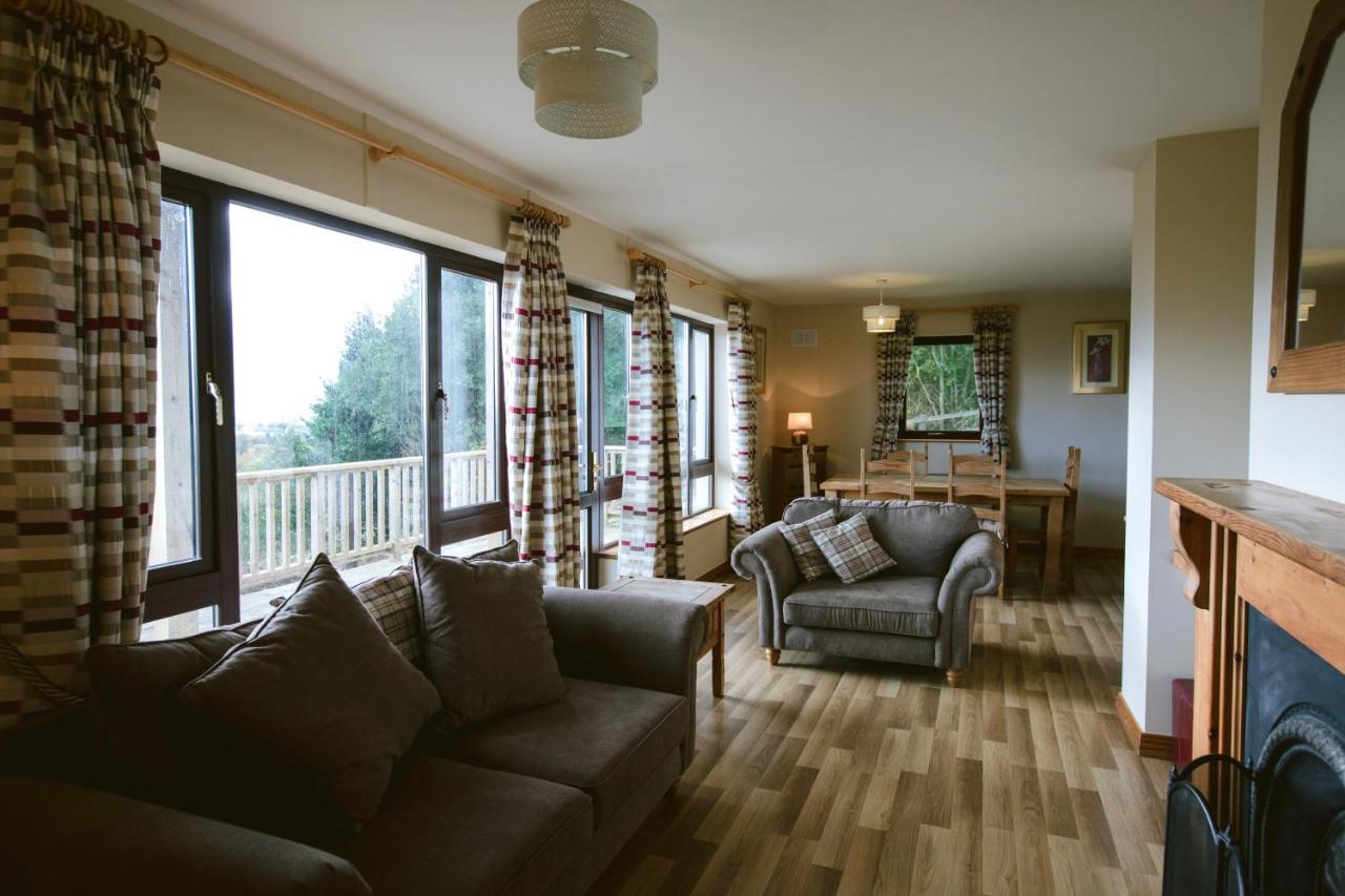 Aherlow House Hotel & Lodges Extérieur photo